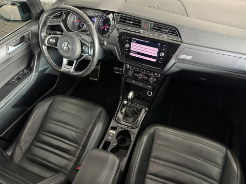Volkswagen Touran 1.5 TSI R-Line 7p Pano|ACC|Keyless|Stoelverwarming|Carplay