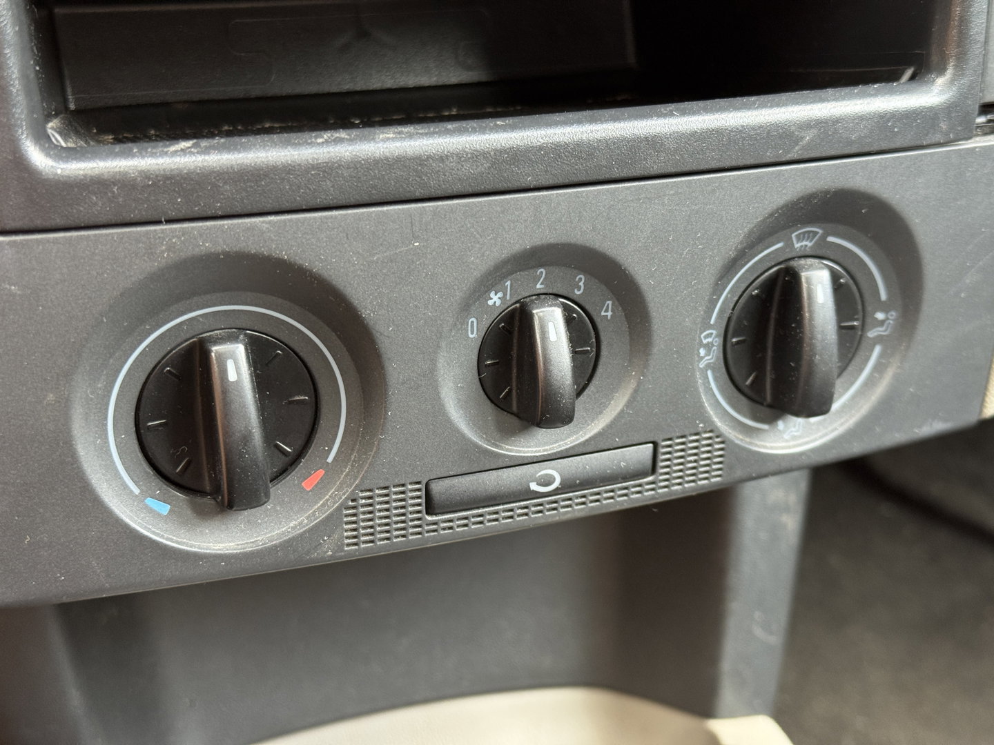 Škoda Fabia 1.4-16V Ambiente | Handel / Export | Schuif / Kantel Dak |