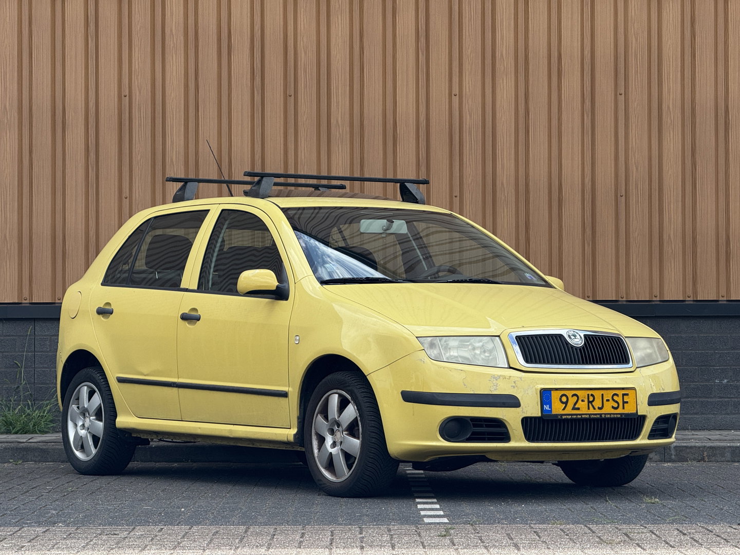Škoda Fabia 1.4-16V Ambiente | Handel / Export | Schuif / Kantel Dak |