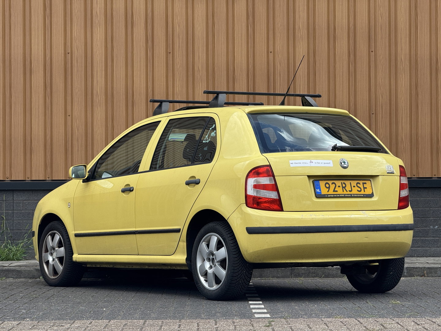 Škoda Fabia 1.4-16V Ambiente | Handel / Export | Schuif / Kantel Dak |
