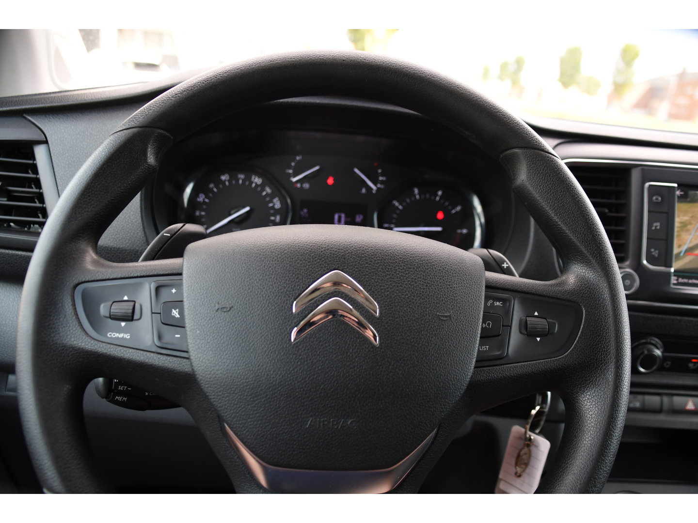 Citroën Jumpy 2.0 BlueHDI 180 L2 PB Edition 360 Camera, Cruise, Carplay, Leder, 177pk, Multimedia, Trekhaak, Sensoren, Automaat, Uniek!