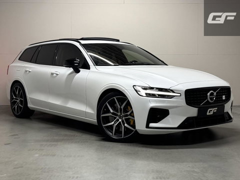 Volvo V60 2.0 T8 Twin Engine AWD Polestar Engineered Pano B&W 360° Carplay