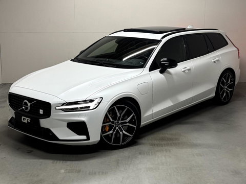Volvo V60 2.0 T8 Twin Engine AWD Polestar Engineered Pano B&W 360° Carplay