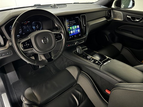 Volvo V60 2.0 T8 Twin Engine AWD Polestar Engineered Pano B&W 360° Carplay