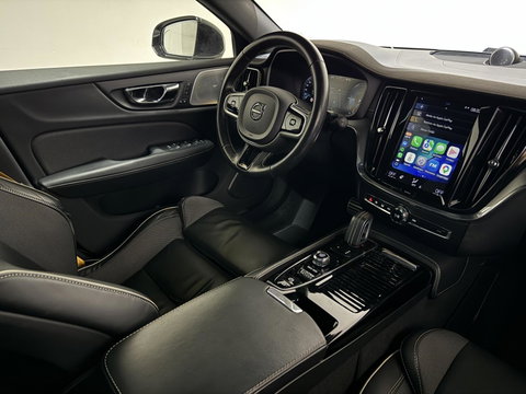Volvo V60 2.0 T8 Twin Engine AWD Polestar Engineered Pano B&W 360° Carplay
