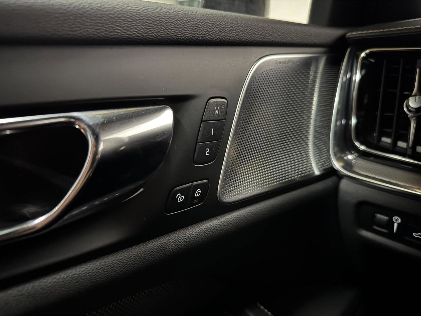 Volvo V60 2.0 T8 Twin Engine AWD Polestar Engineered Pano B&W 360° Carplay