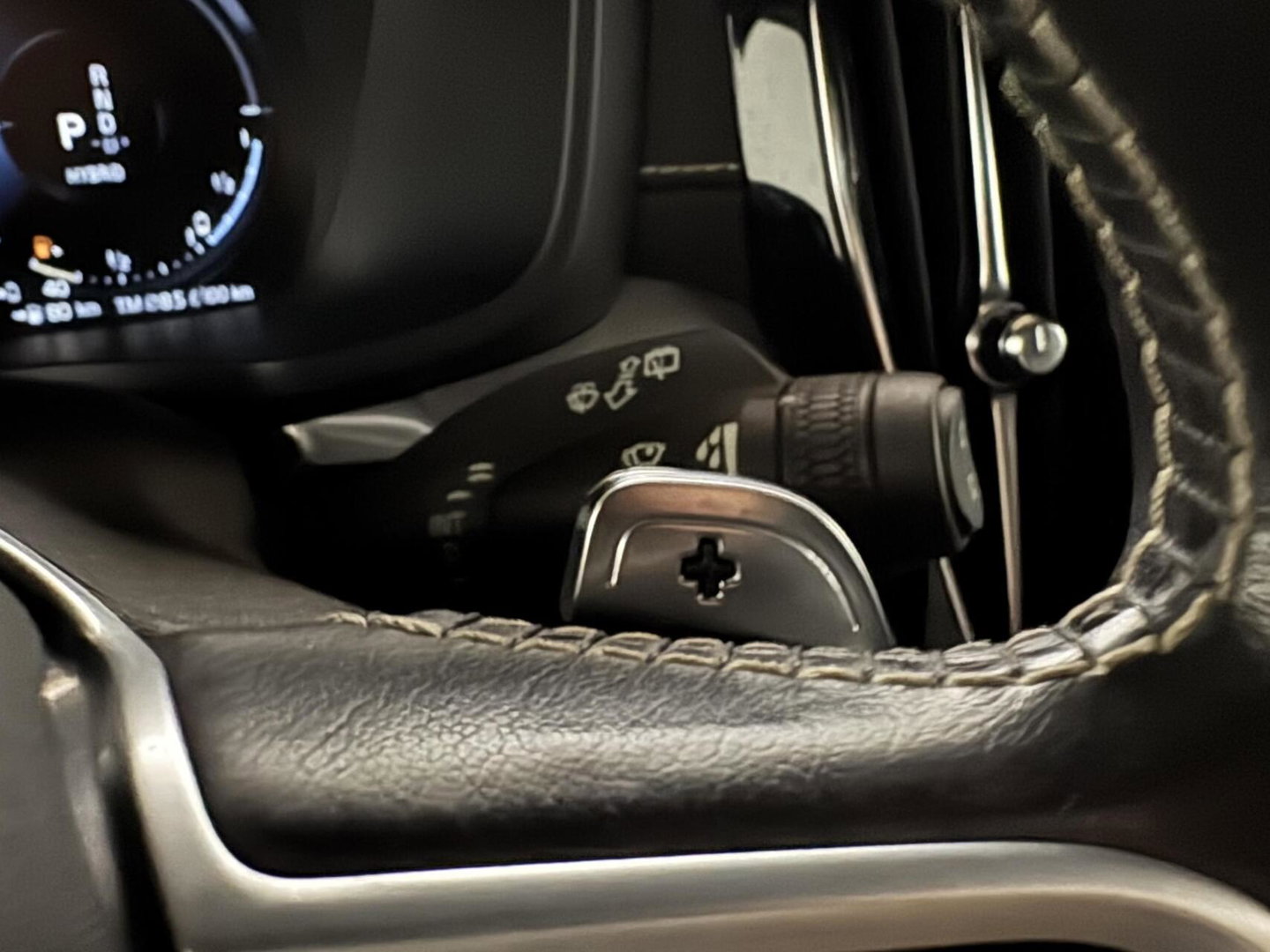 Volvo V60 2.0 T8 Twin Engine AWD Polestar Engineered Pano B&W 360° Carplay