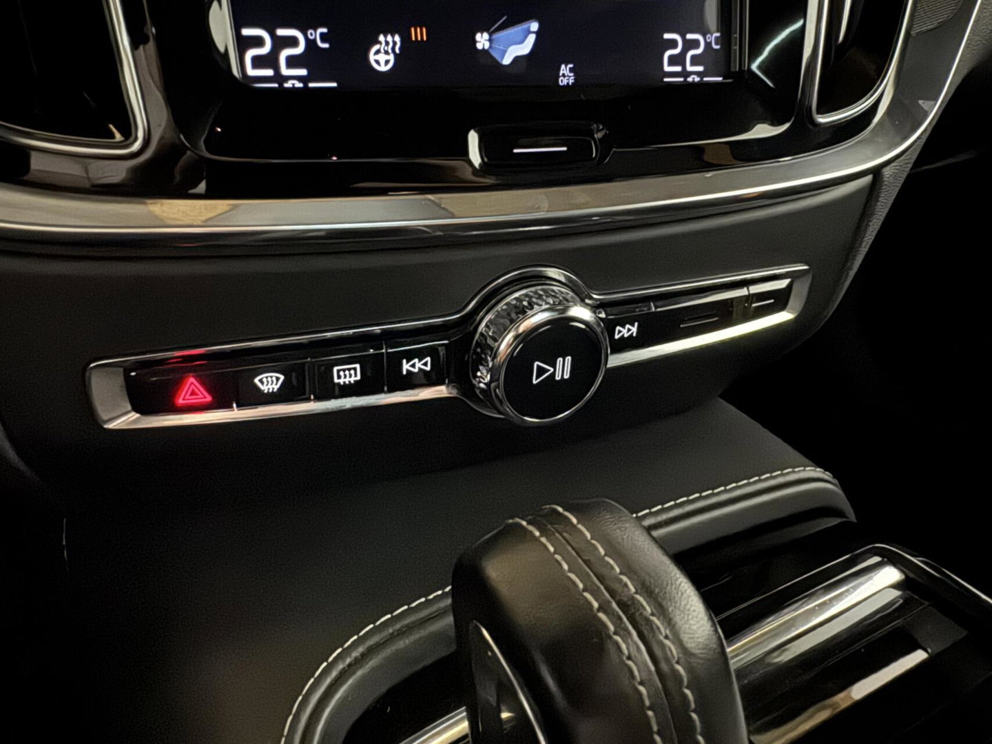 Volvo V60 2.0 T8 Twin Engine AWD Polestar Engineered Pano B&W 360° Carplay