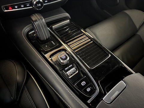 Volvo V60 2.0 T8 Twin Engine AWD Polestar Engineered Pano B&W 360° Carplay