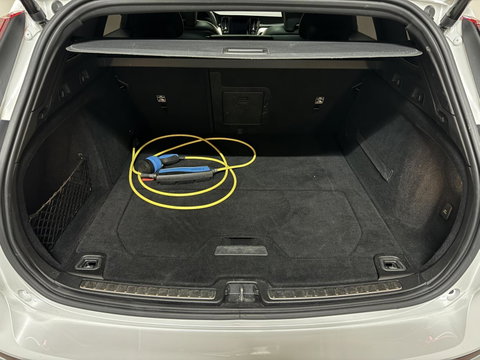Volvo V60 2.0 T8 Twin Engine AWD Polestar Engineered Pano B&W 360° Carplay