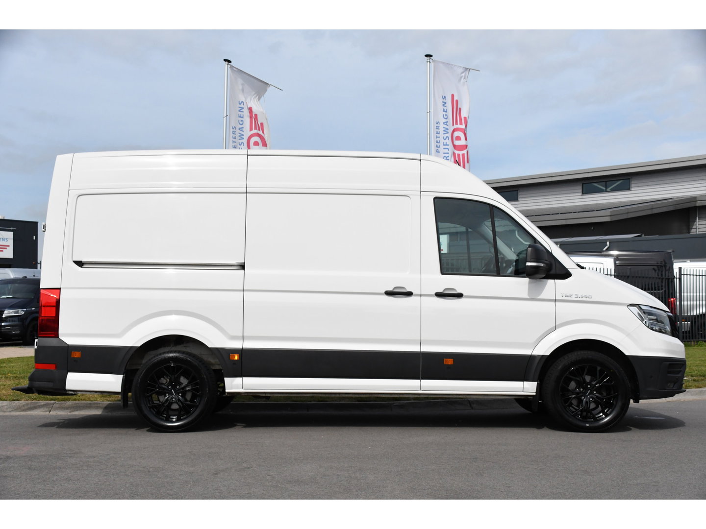 MAN TGE 3.140 35 2.0 L3H3 PB Edition FACELIFT! Virtual, Camera, Cruise, Carplay, Automaat, Sensoren, LED, 140pk, Multimedia, Sensoren, Trekhaak,