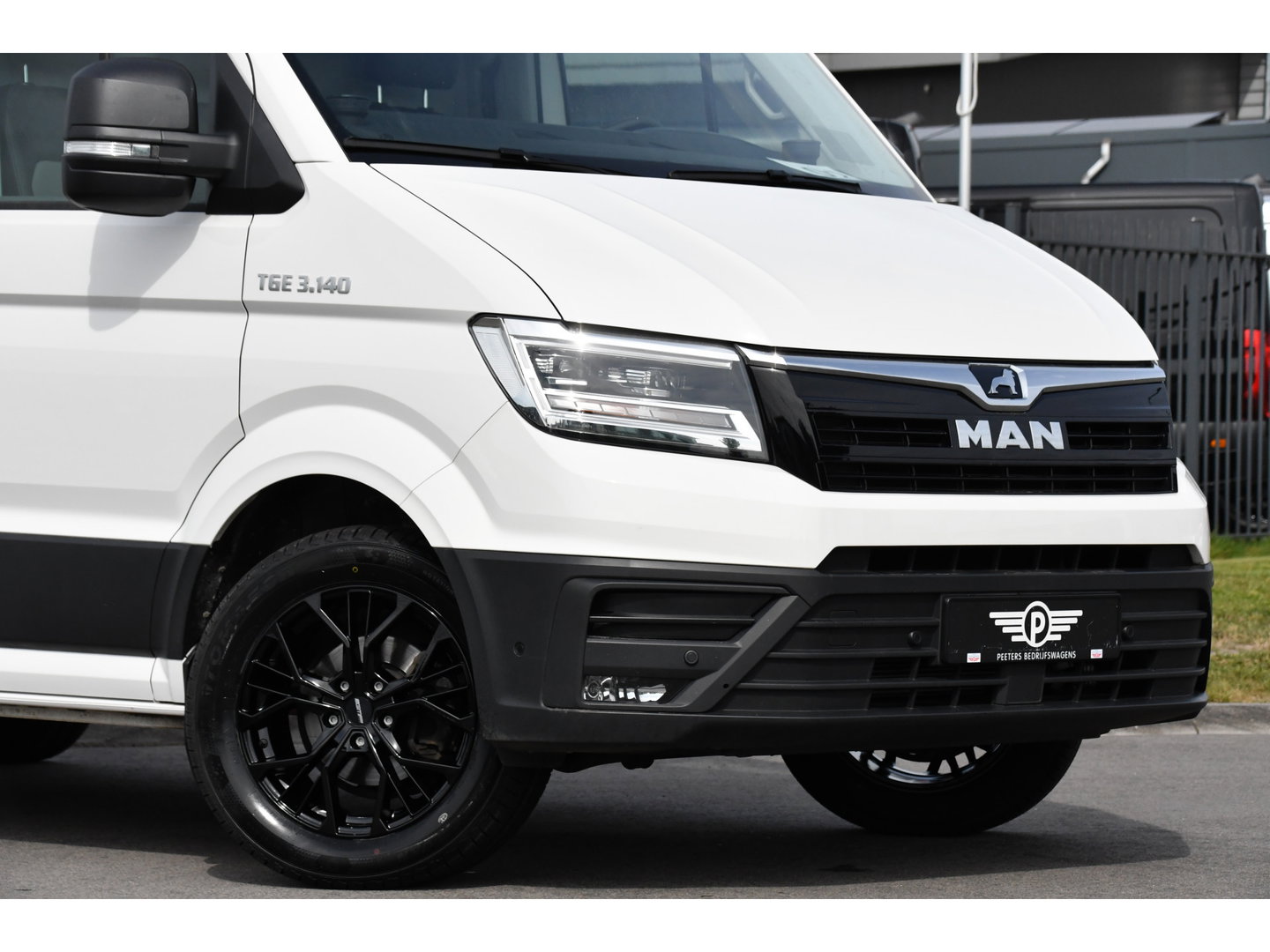 MAN TGE 3.140 35 2.0 L3H3 PB Edition FACELIFT! Virtual, Camera, Cruise, Carplay, Automaat, Sensoren, LED, 140pk, Multimedia, Sensoren, Trekhaak,