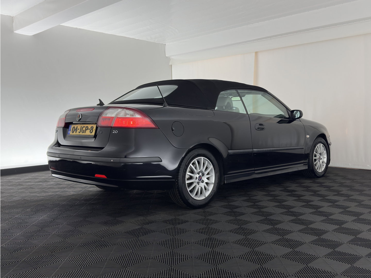 Saab 9-3 Cabrio 2.0 T Vector Aut. *LEATHER | NAVI-FULLMAP | HEATED-COMFORTSEATS | ECC | PDC | CRUISE | 16''ALU*
