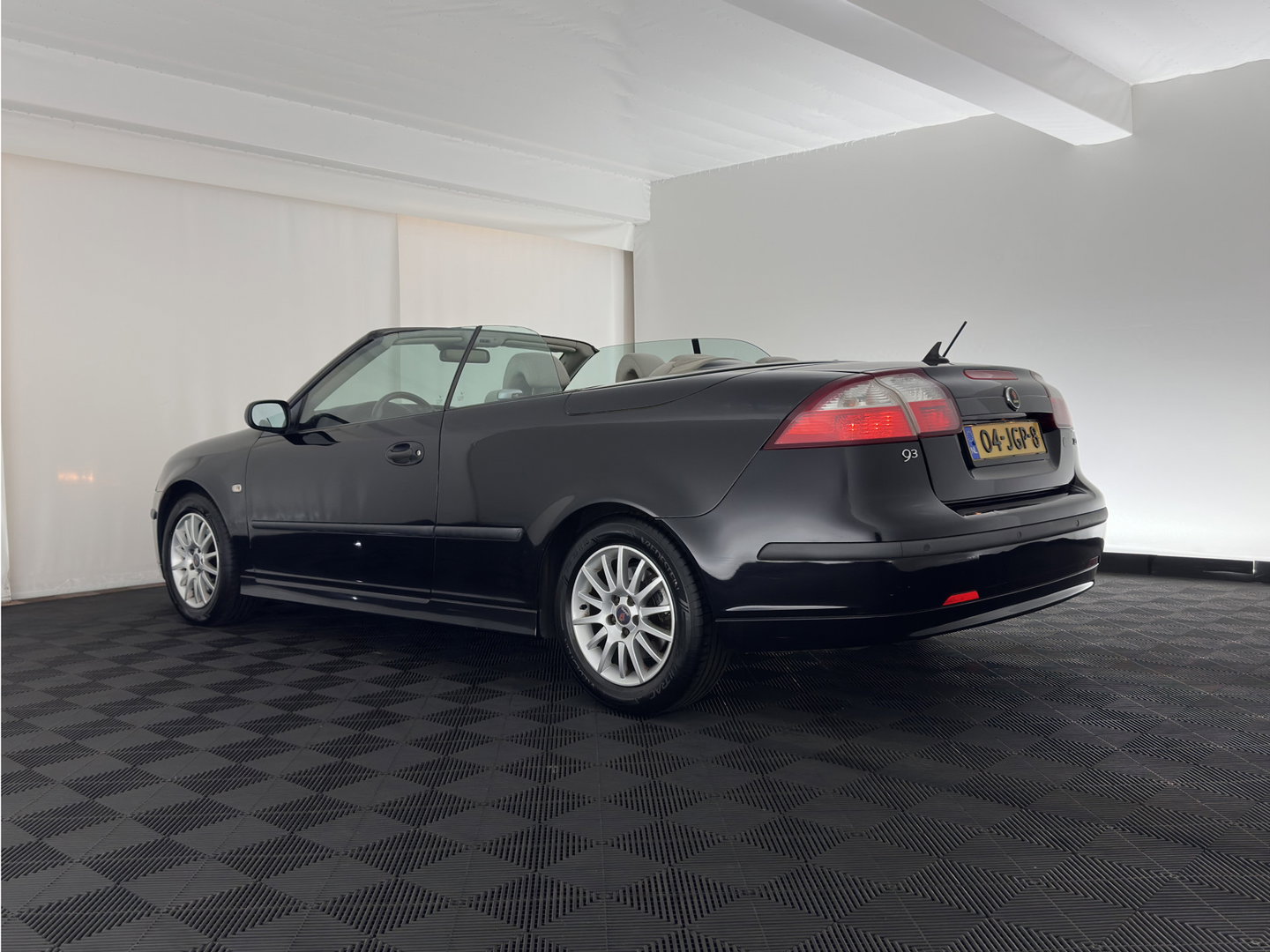 Saab 9-3 Cabrio 2.0 T Vector Aut. *LEATHER | NAVI-FULLMAP | HEATED-COMFORTSEATS | ECC | PDC | CRUISE | 16''ALU*