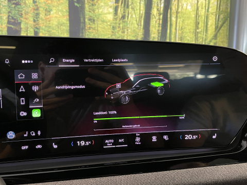 Audi A6 Avant 2.0 e-hybrid quattro S edition Competition | Apple Carplay | Keyless | Zwenkhaak | LED | 360 Camera | DAB | Navigatie |