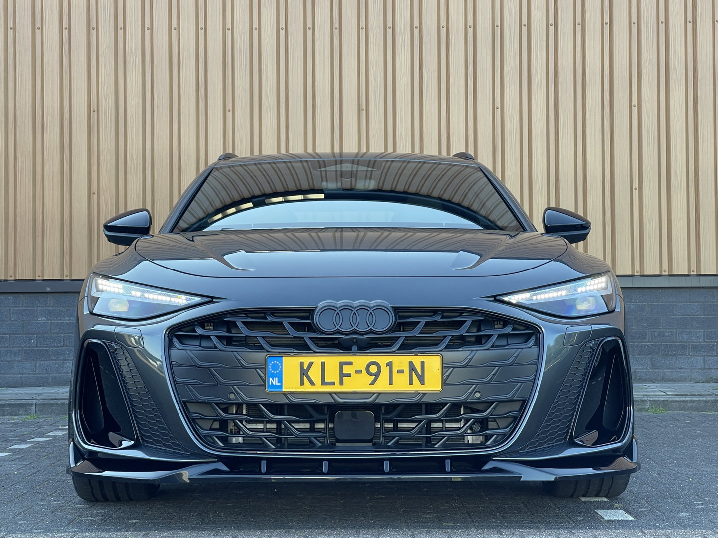 Audi A6 Avant 2.0 e-hybrid quattro S edition Competition | Apple Carplay | Keyless | Zwenkhaak | LED | 360 Camera | DAB | Navigatie |