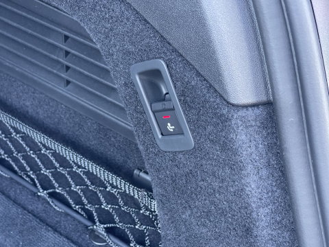 Audi A6 Avant 2.0 e-hybrid quattro S edition Competition | Apple Carplay | Keyless | Zwenkhaak | LED | 360 Camera | DAB | Navigatie |