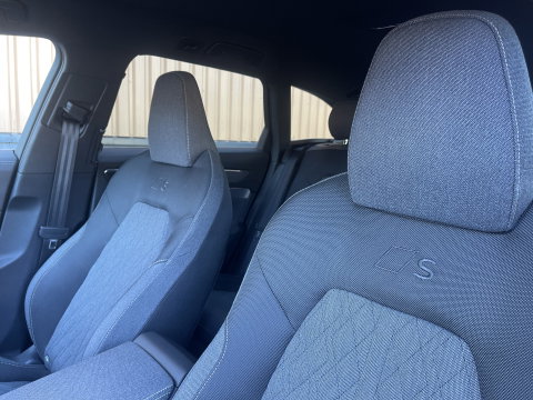 Audi A6 Avant 2.0 e-hybrid quattro S edition Competition | Apple Carplay | Keyless | Zwenkhaak | LED | 360 Camera | DAB | Navigatie |
