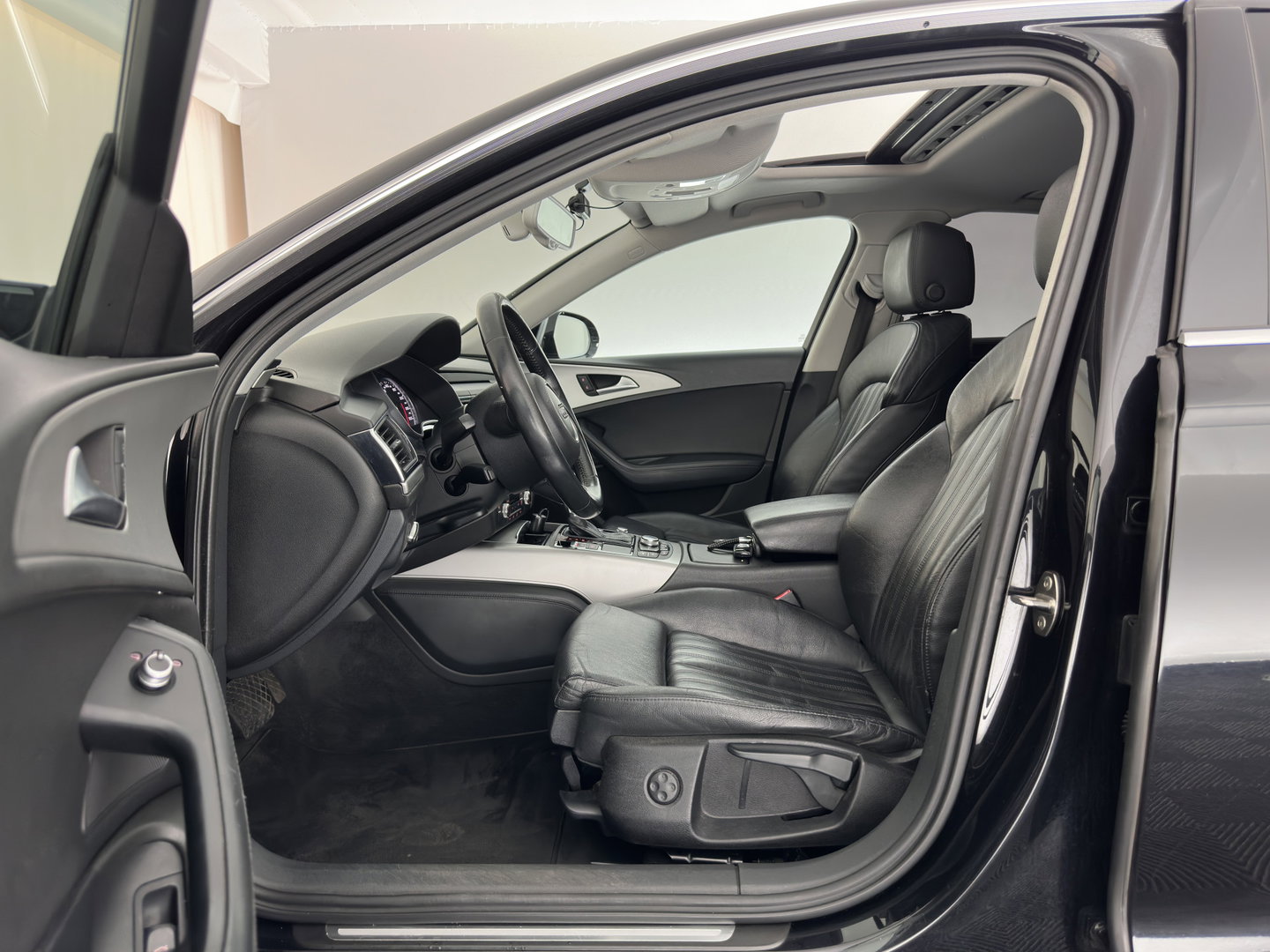 Audi A6 Limousine 3.0 TDI Quattro Pro Line Plus Aut. *PANO | LEATHER | XENON | BOSE-AUDIO | HEATED-COMFORTSEATS | NAVI-FULLMAP | ECC | PDC | CRUISE | PRIVACY-GLASS | KEYLESS | 18''ALU*
