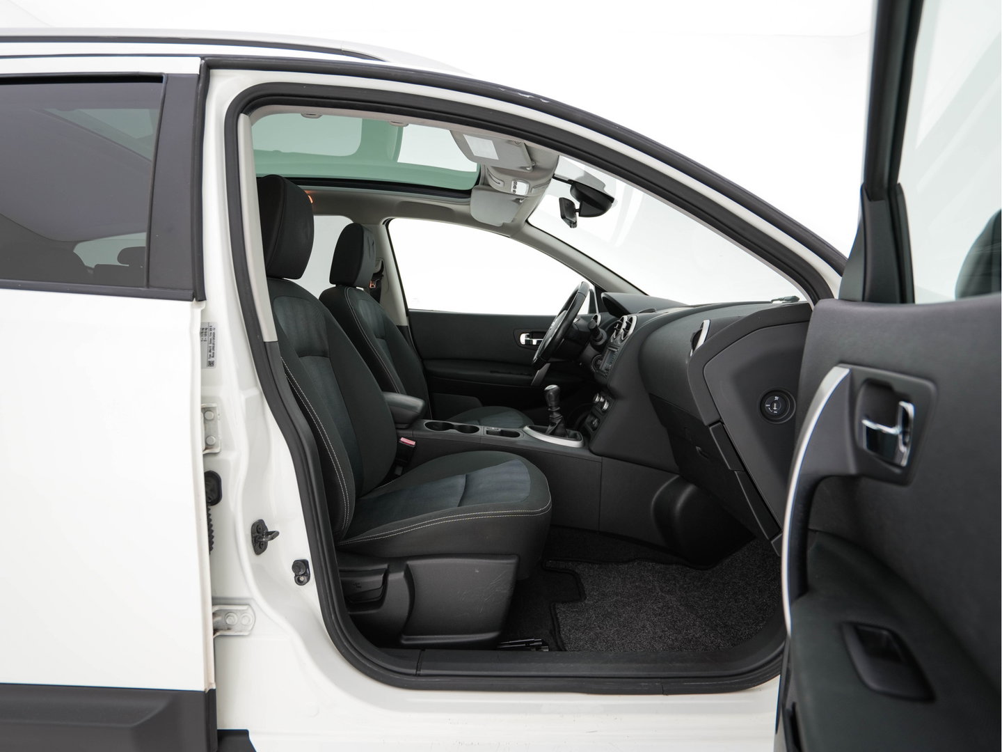 Nissan QASHQAI+2 2.0 Connect Edition *PANO | NAVI-FULLMAP | ECC | CRUISE | PRIVACY-GLASS | CAMERA | 18"ALU*