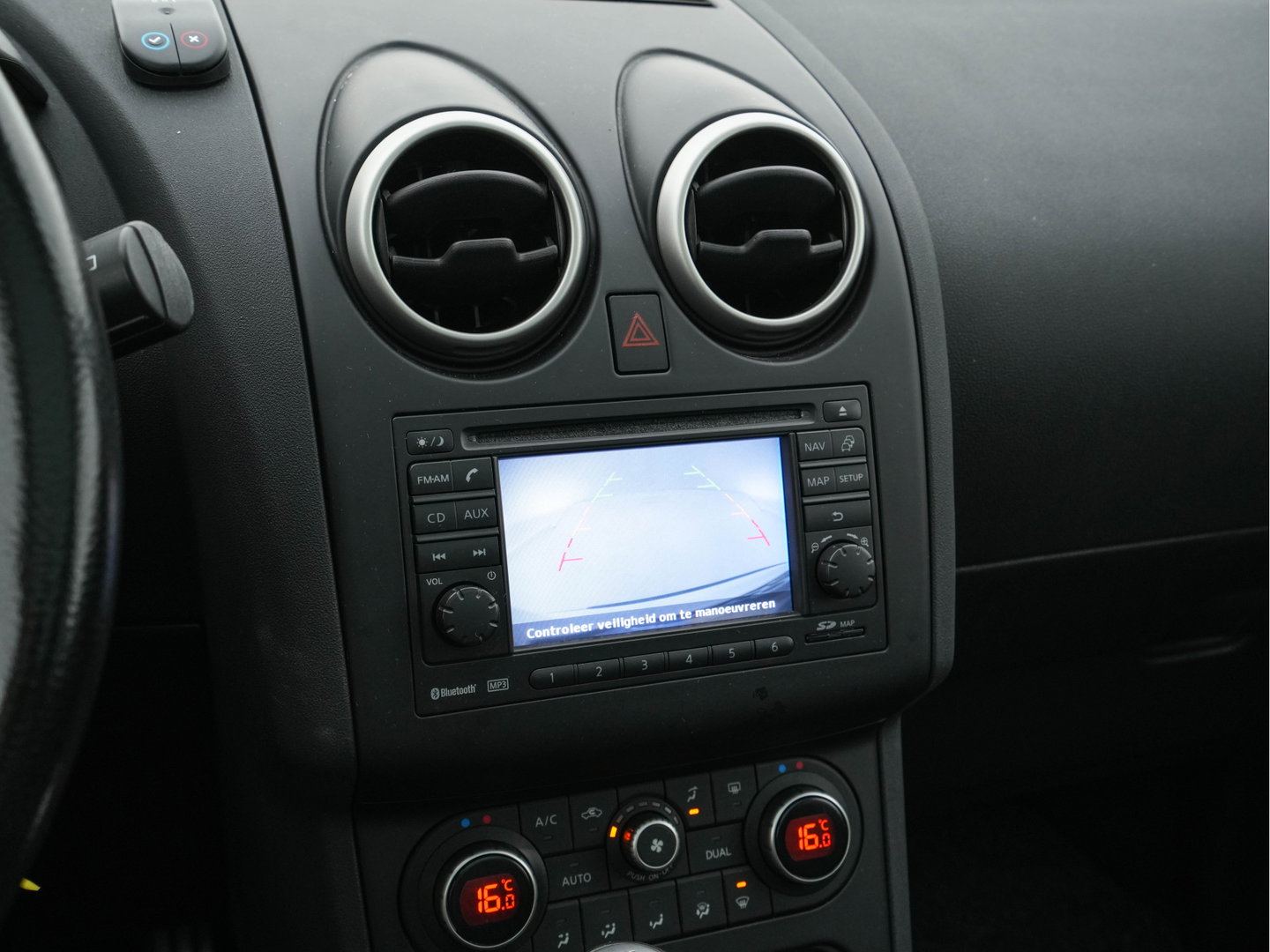 Nissan QASHQAI+2 2.0 Connect Edition *PANO | NAVI-FULLMAP | ECC | CRUISE | PRIVACY-GLASS | CAMERA | 18"ALU*