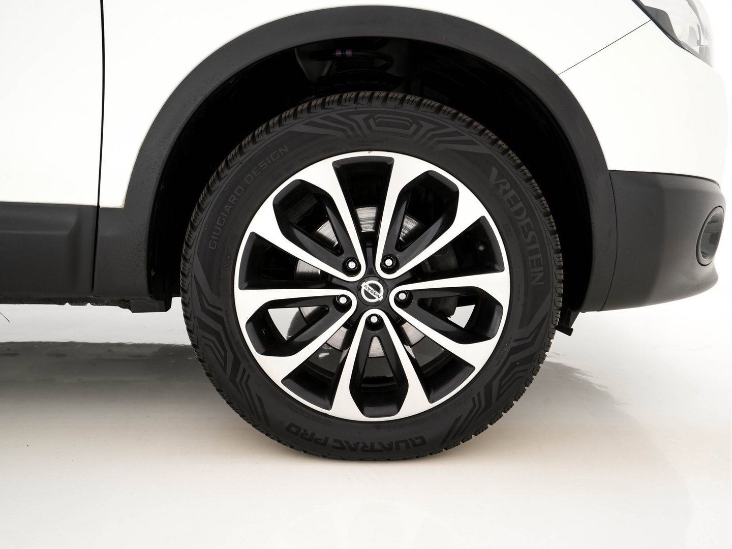 Nissan QASHQAI+2 2.0 Connect Edition *PANO | NAVI-FULLMAP | ECC | CRUISE | PRIVACY-GLASS | CAMERA | 18"ALU*