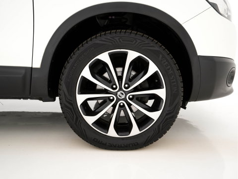 Nissan QASHQAI+2 2.0 Connect Edition *PANO | NAVI-FULLMAP | ECC | CRUISE | PRIVACY-GLASS | CAMERA | 18"ALU*