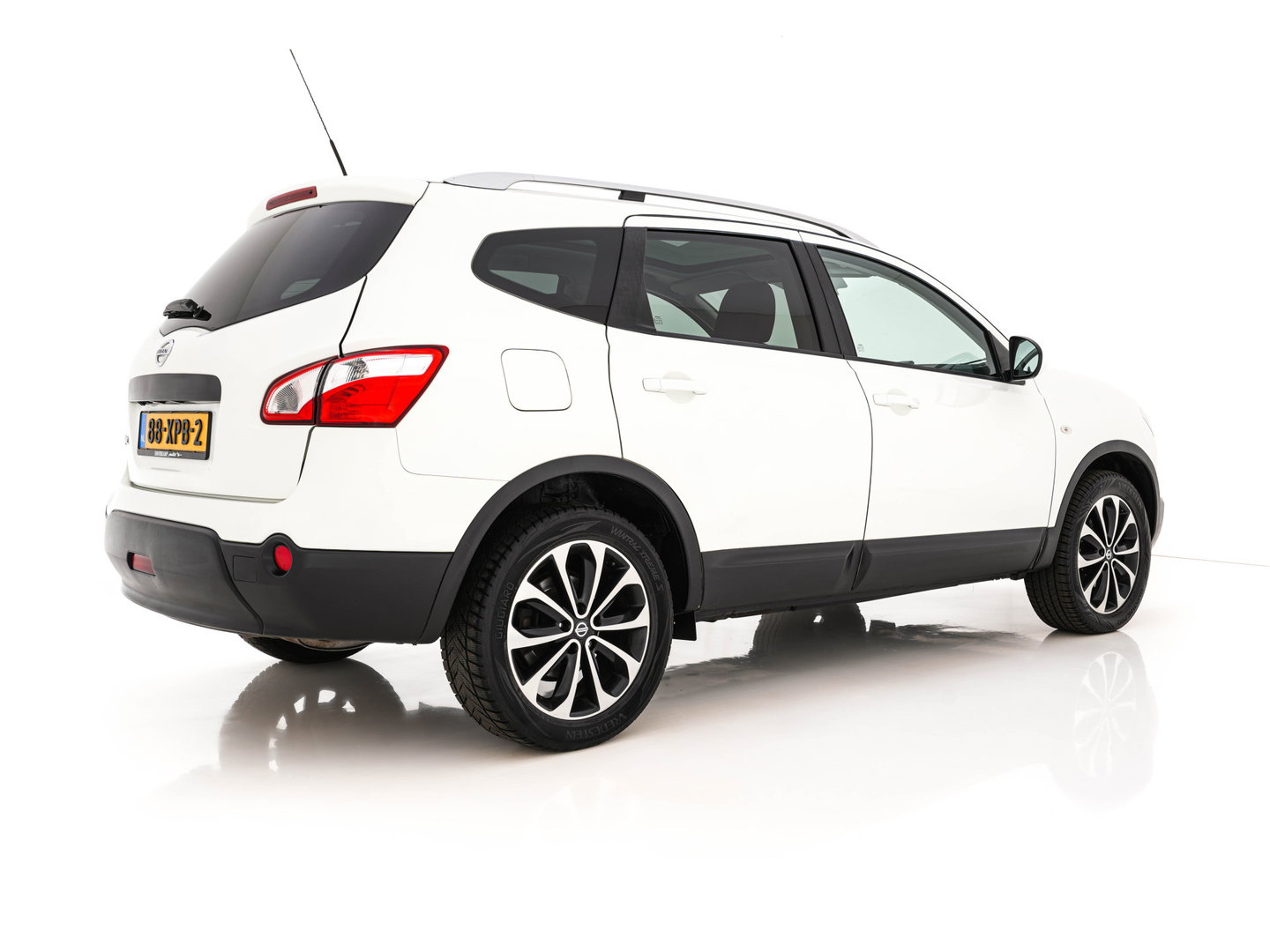 Nissan QASHQAI+2 2.0 Connect Edition *PANO | NAVI-FULLMAP | ECC | CRUISE | PRIVACY-GLASS | CAMERA | 18"ALU*