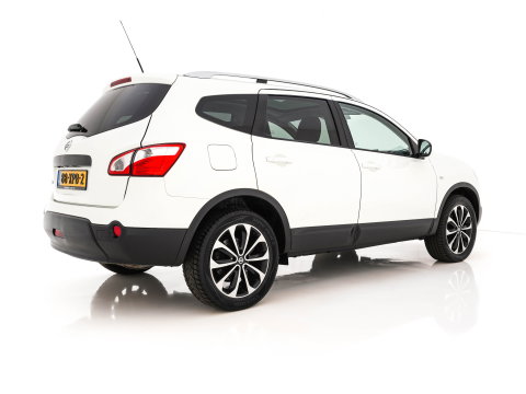 Nissan QASHQAI+2 2.0 Connect Edition *PANO | NAVI-FULLMAP | ECC | CRUISE | PRIVACY-GLASS | CAMERA | 18"ALU*