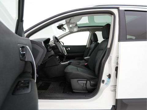 Nissan QASHQAI+2 2.0 Connect Edition *PANO | NAVI-FULLMAP | ECC | CRUISE | PRIVACY-GLASS | CAMERA | 18"ALU*