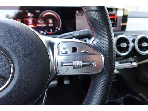 Mercedes-Benz CLA-Klasse 220 Advantage CAM PDC CRUISE