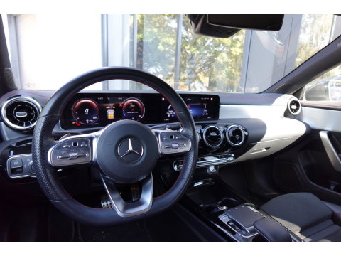 Mercedes-Benz CLA-Klasse 220 Advantage CAM PDC CRUISE