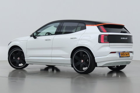 Volvo EX30 Single Motor Extended Range Plus 69 kWh | EVERLAST Edition | ACC | 21 Inch | Harman/Kardon | Warmtepomp | Stoel+Stuurverwarming