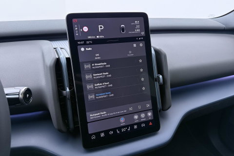 Volvo EX30 Single Motor Extended Range Plus 69 kWh | EVERLAST Edition | ACC | 21 Inch | Harman/Kardon | Warmtepomp | Stoel+Stuurverwarming