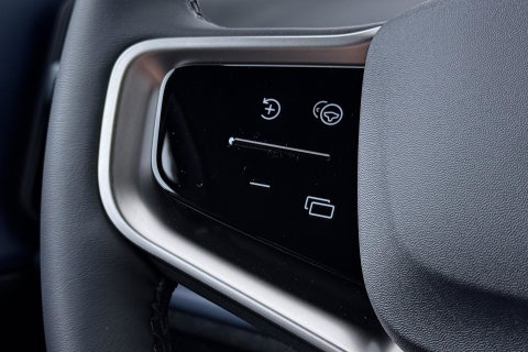 Volvo EX30 Single Motor Extended Range Plus 69 kWh | EVERLAST Edition | ACC | 21 Inch | Harman/Kardon | Warmtepomp | Stoel+Stuurverwarming