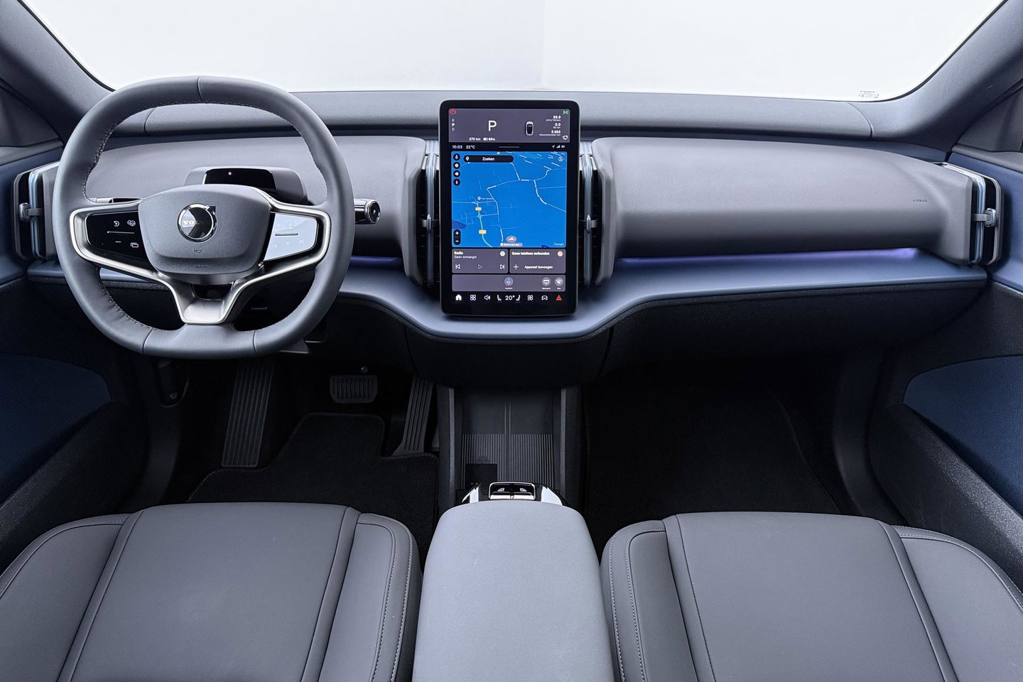 Volvo EX30 Single Motor Extended Range Plus 69 kWh | EVERLAST Edition | ACC | 21 Inch | Harman/Kardon | Warmtepomp | Stoel+Stuurverwarming