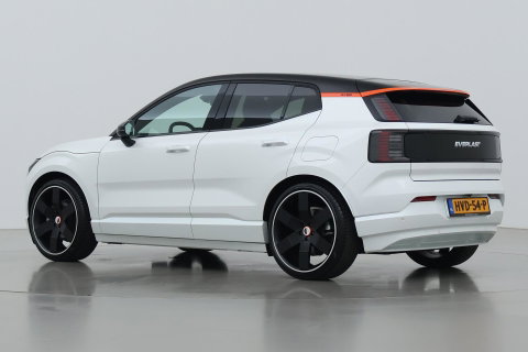 Volvo EX30 Single Motor Extended Range Plus 69 kWh | EVERLAST Edition | ACC | 21 Inch | Harman/Kardon | Warmtepomp | Stoel+Stuurverwarming