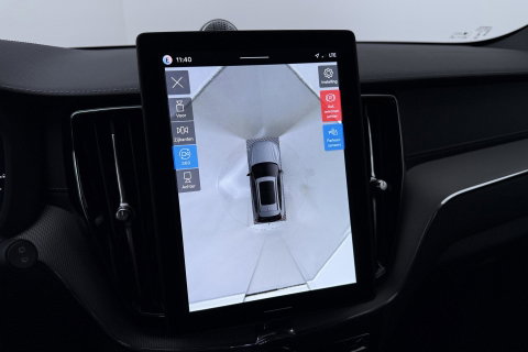 Volvo XC60 T6 Plug-in hybrid Ultra Black Edition | ACC | Luchtvering | Panoramadak | Bowers&Wilkins | Trekhaak | 360° Camera | Massage | Head-Up
