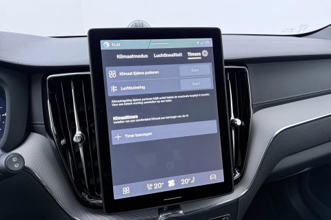 Volvo XC60 T6 Plug-in hybrid Ultra Black Edition | ACC | Luchtvering | Panoramadak | Bowers&Wilkins | Trekhaak | 360° Camera | Massage | Head-Up