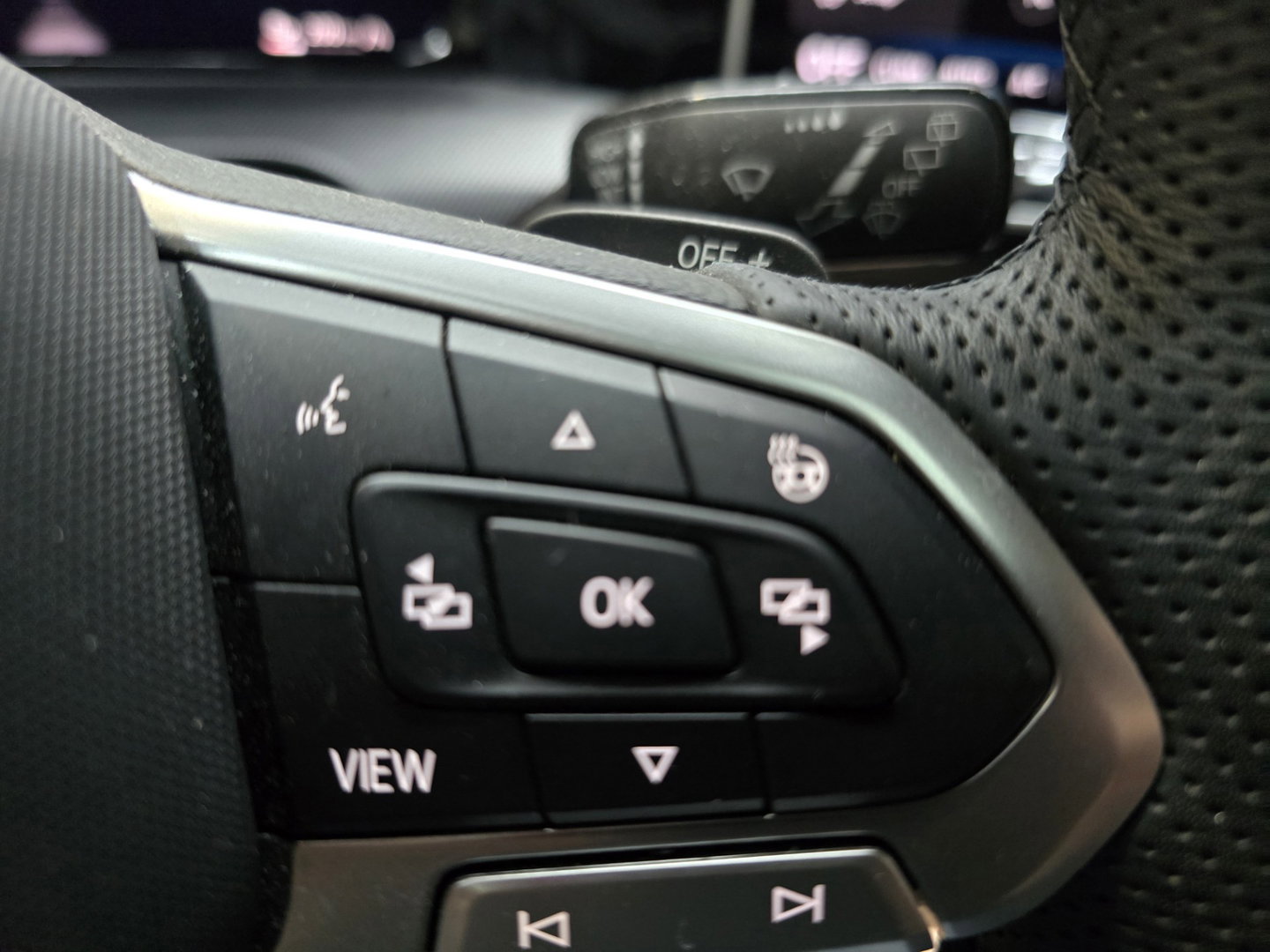 Volkswagen Golf 1.5 eHybrid GTE IQ HUD Pano 360 Trekhaak Navi Carplay LM