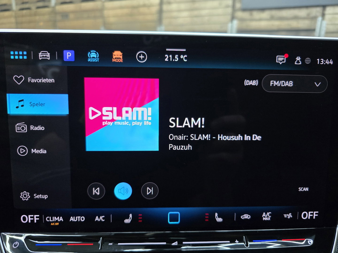 Volkswagen Golf 1.5 eHybrid GTE IQ HUD Pano 360 Trekhaak Navi Carplay LM