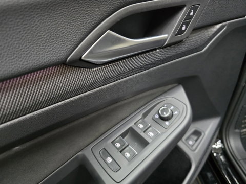 Volkswagen Golf 1.5 eHybrid GTE IQ HUD Pano 360 Trekhaak Navi Carplay LM