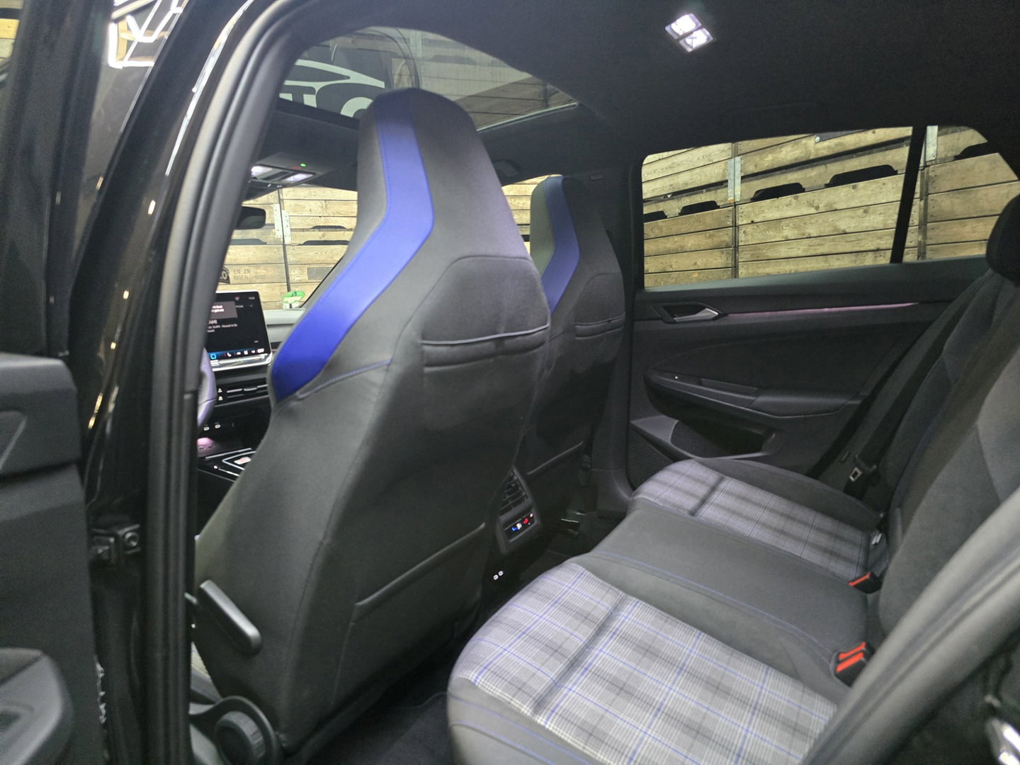 Volkswagen Golf 1.5 eHybrid GTE IQ HUD Pano 360 Trekhaak Navi Carplay LM