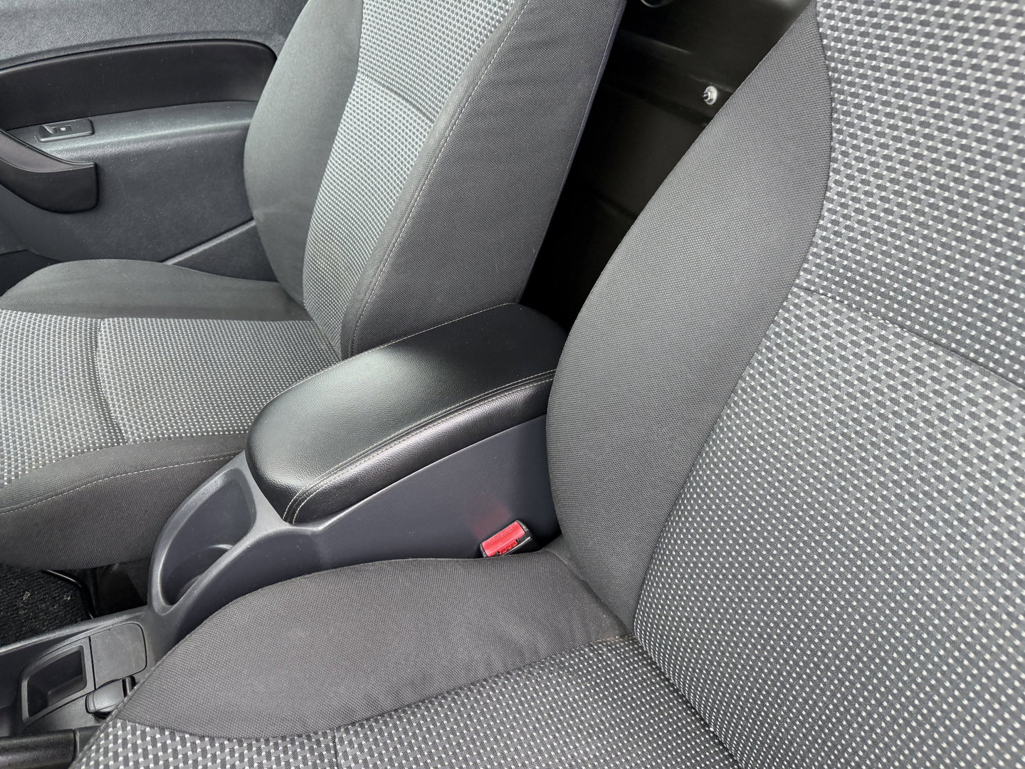 Mercedes-Benz Citan 108 CDI BlueEFFICIENCY / euro 6 / bpm vrij / vaste prijs rijklaar € 5.950 ex btw / lease vanaf € 111 / airco / radio mp3 / wordt afgeleverd met nieuwe distributie riem !