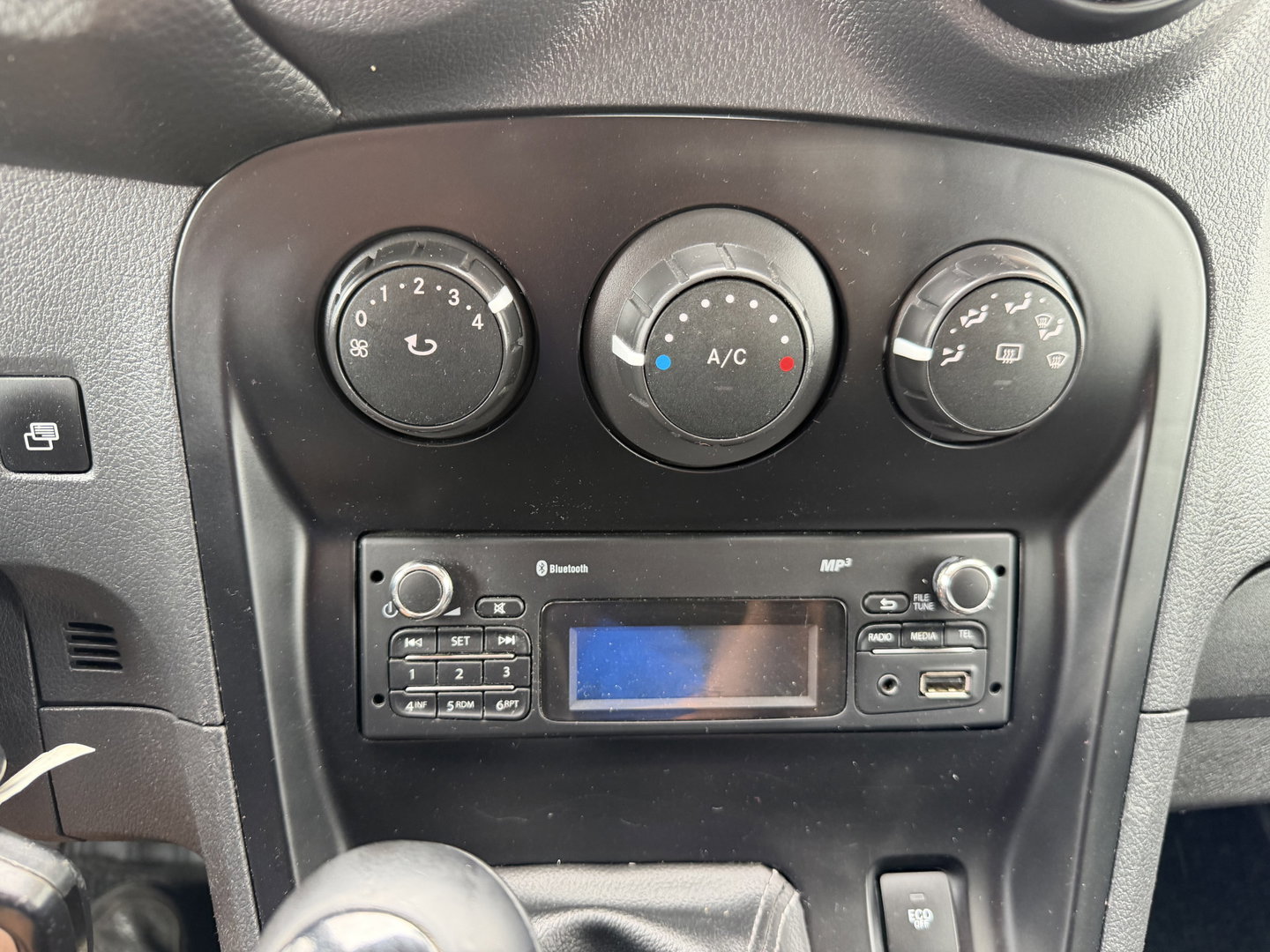 Mercedes-Benz Citan 108 CDI BlueEFFICIENCY / euro 6 / bpm vrij / vaste prijs rijklaar € 5.950 ex btw / lease vanaf € 111 / airco / radio mp3 / wordt afgeleverd met nieuwe distributie riem !