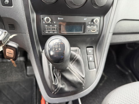 Mercedes-Benz Citan 108 CDI BlueEFFICIENCY / euro 6 / bpm vrij / vaste prijs rijklaar € 5.950 ex btw / lease vanaf € 111 / airco / radio mp3 / wordt afgeleverd met nieuwe distributie riem !