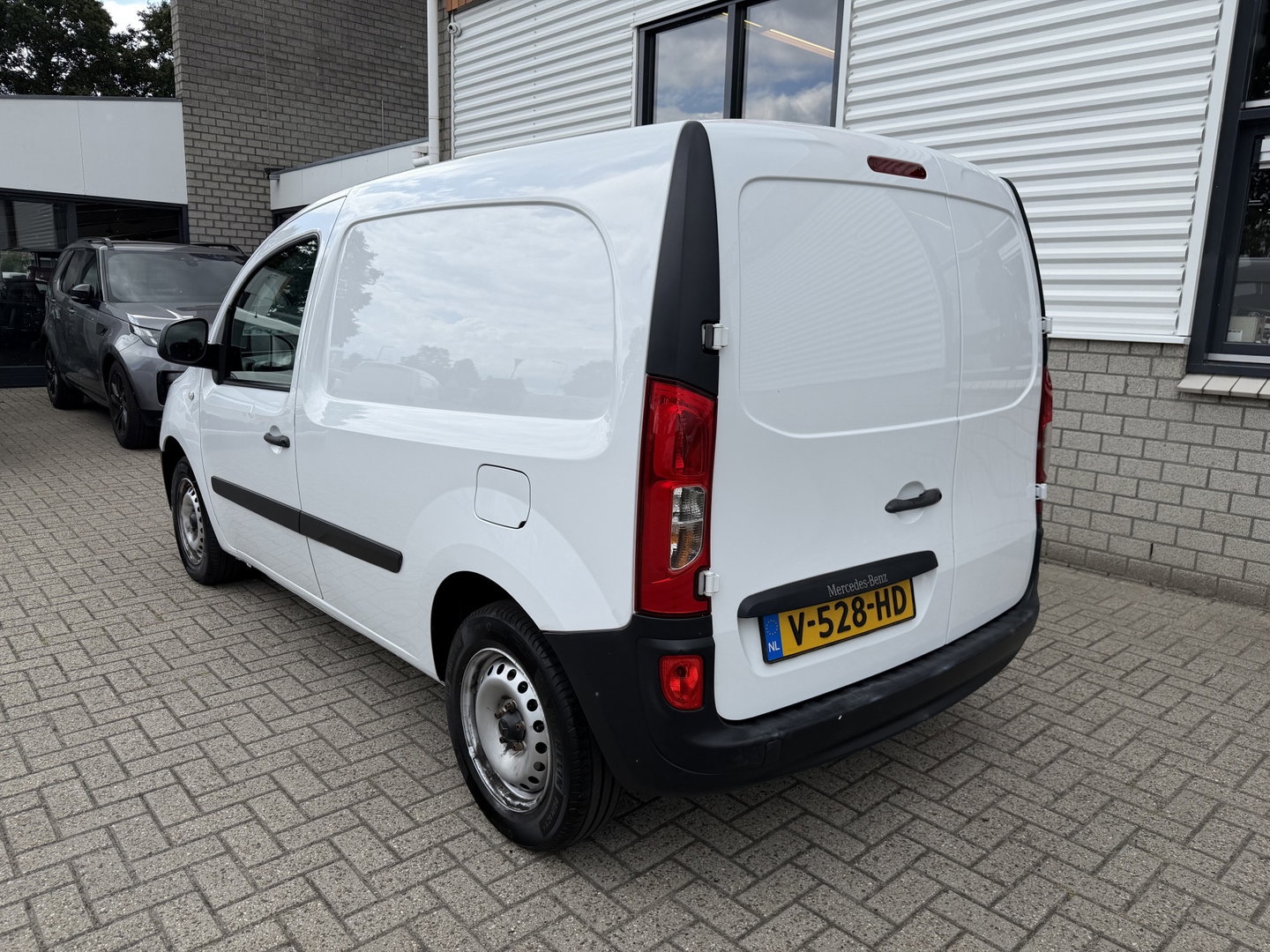 Mercedes-Benz Citan 108 CDI BlueEFFICIENCY / euro 6 / bpm vrij / vaste prijs rijklaar € 5.950 ex btw / lease vanaf € 111 / airco / radio mp3 / wordt afgeleverd met nieuwe distributie riem !