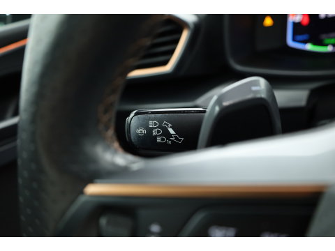 CUPRA Leon Sportstourer 1.4 e-Hybrid VZ Copper Edition | Rijklaar!! | Pano | Sportstuur | Adapt. Cruise | Keyless | Camera | Stoel- Stuurverw. | Apple CarPlay | 19''