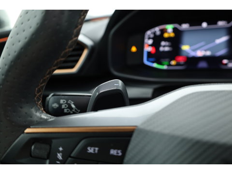 CUPRA Leon Sportstourer 1.4 e-Hybrid VZ Copper Edition | Rijklaar!! | Pano | Sportstuur | Adapt. Cruise | Keyless | Camera | Stoel- Stuurverw. | Apple CarPlay | 19''