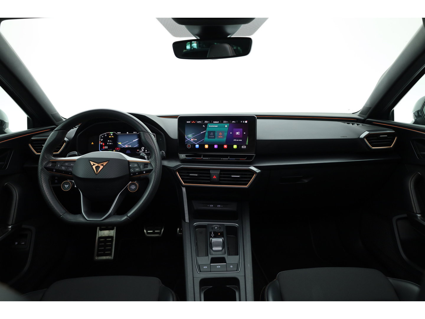 CUPRA Leon Sportstourer 1.4 e-Hybrid VZ Copper Edition | Rijklaar!! | Pano | Sportstuur | Adapt. Cruise | Keyless | Camera | Stoel- Stuurverw. | Apple CarPlay | 19''